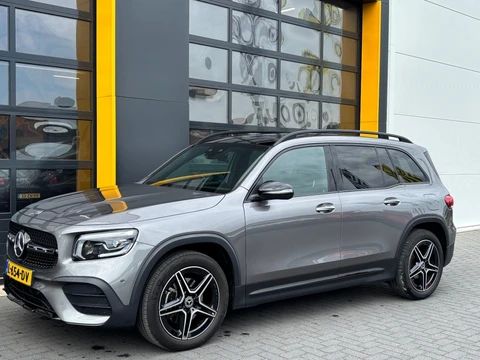 Mercedes-Benz GLB 180 Business Solution AMG Panorama Trekhaak