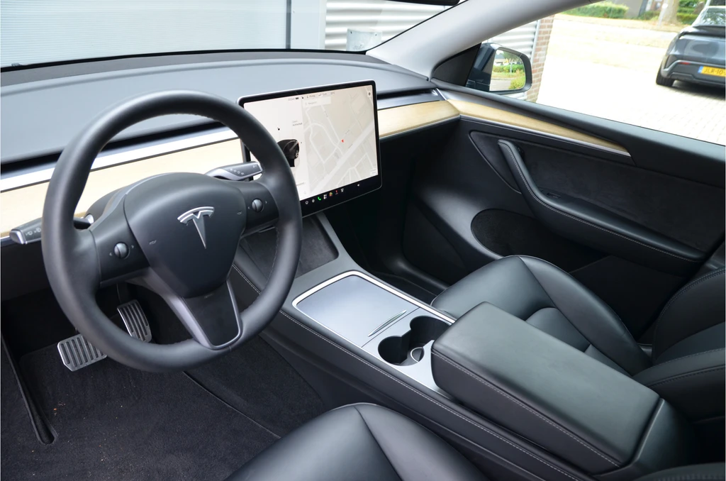 Tesla Model Y – foto 10