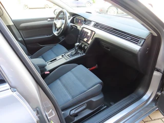 Volkswagen Passat – thumbnail 38