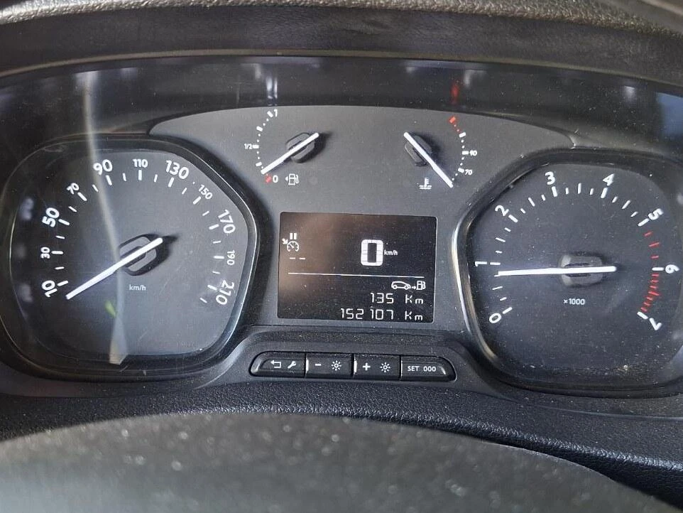 Opel Vivaro – foto 10