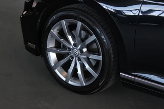 Volkswagen Passat – thumbnail 22