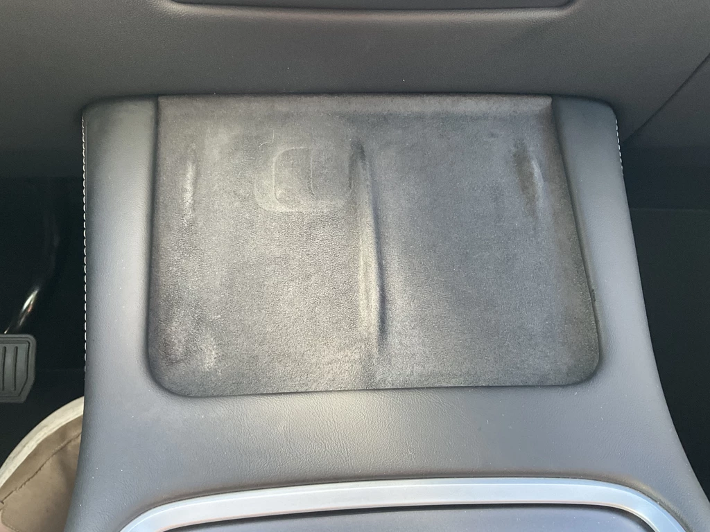 Tesla Model Y – foto 39