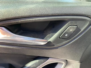 Opel Astra – thumbnail 12