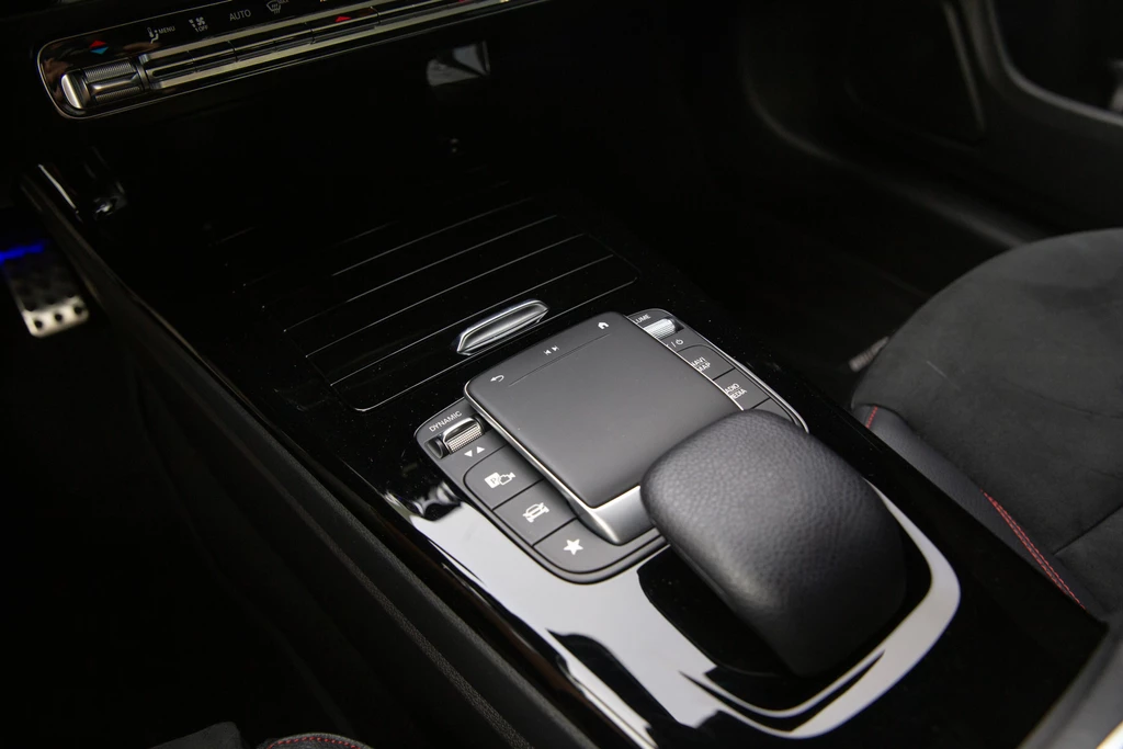 Mercedes-Benz CLA – foto 12