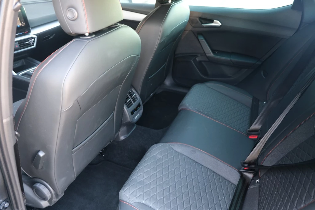 SEAT Leon – foto 12