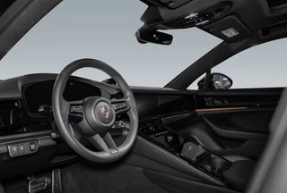Porsche Panamera – thumbnail 8