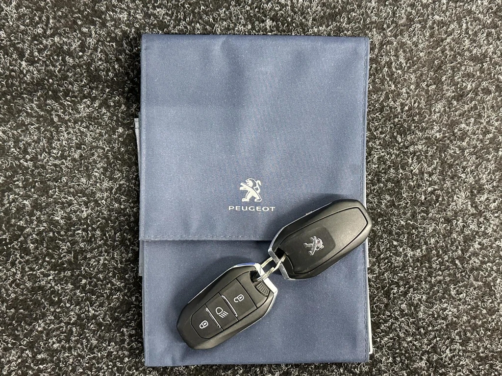 Peugeot e-208 – foto 43