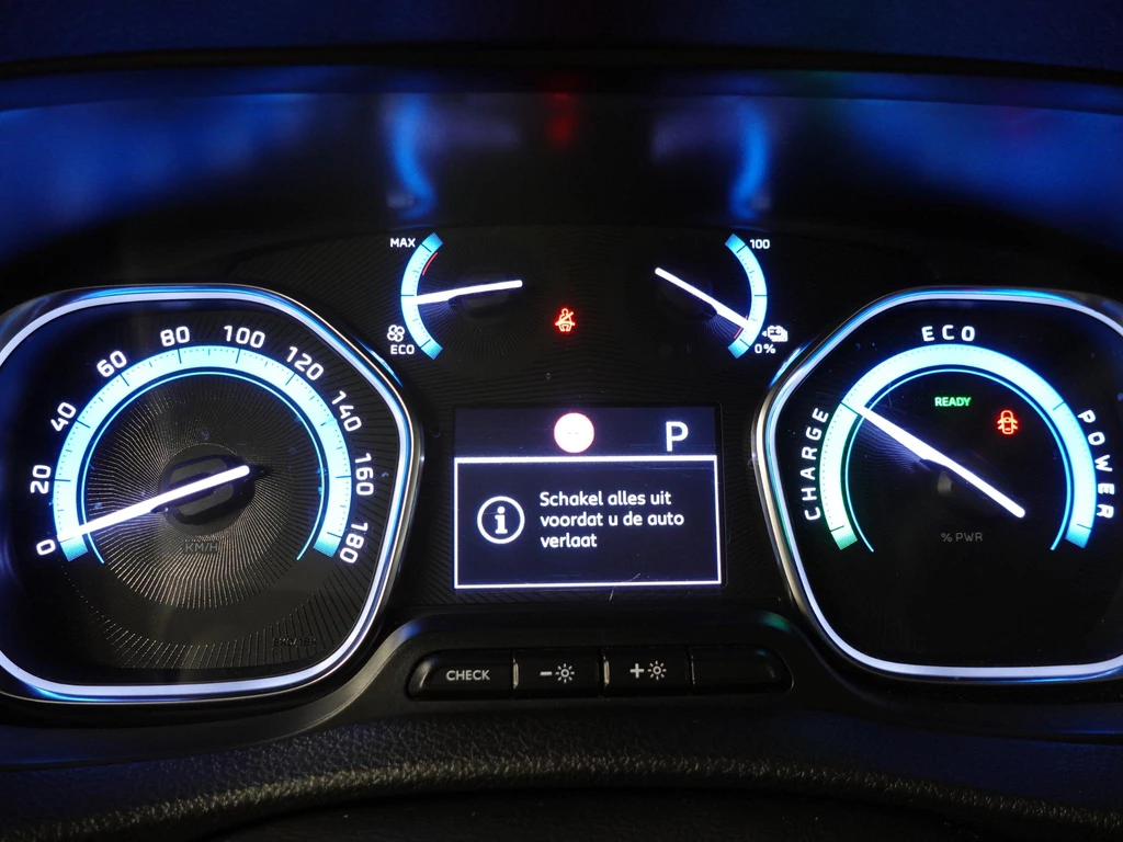 Opel Vivaro-e – foto 23