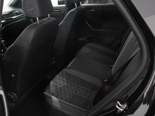 Volkswagen T-Roc – thumbnail 15