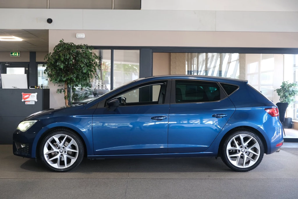 SEAT Leon – foto 3