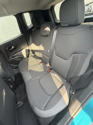 Jeep Renegade – thumbnail 14