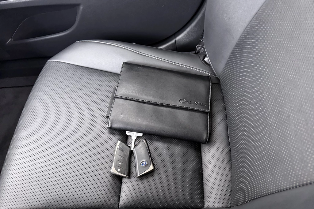 Lexus ES – foto 34