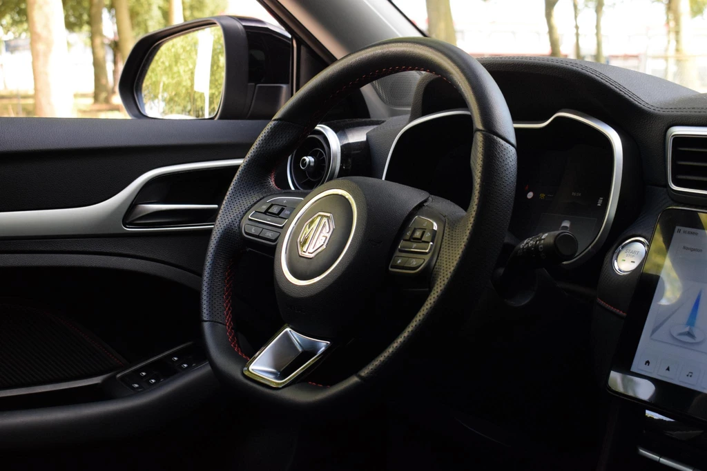 MG ZS EV – foto 25