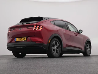 Ford Mustang Mach-E – thumbnail 12