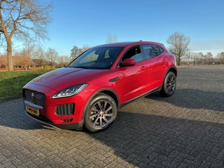 Jaguar E-PACE – thumbnail 1