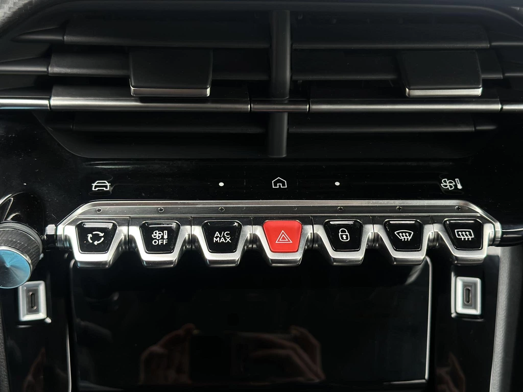 Peugeot 208 – foto 19