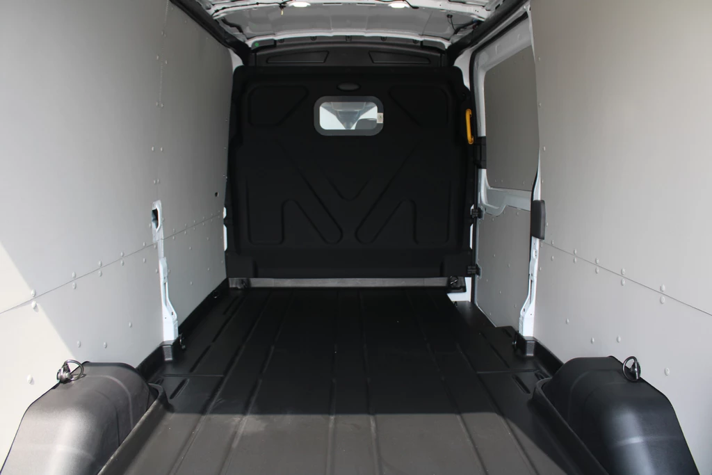 Ford E-Transit – foto 11