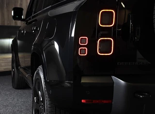 Land Rover Defender – thumbnail 10
