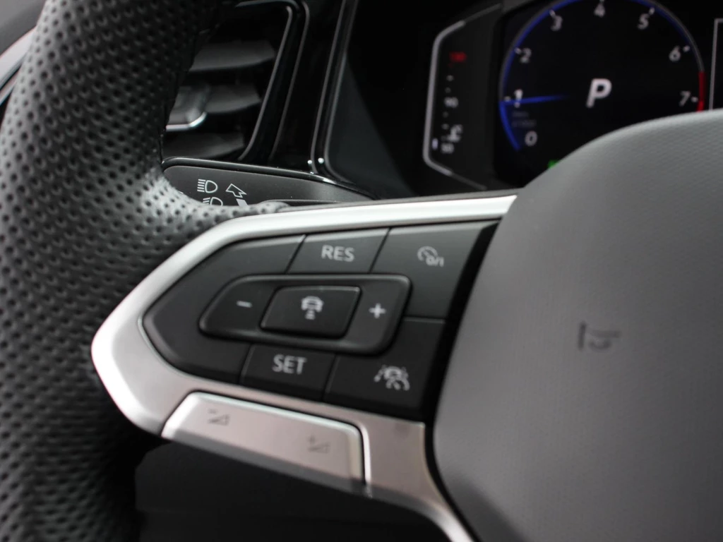Volkswagen T-Roc – foto 18