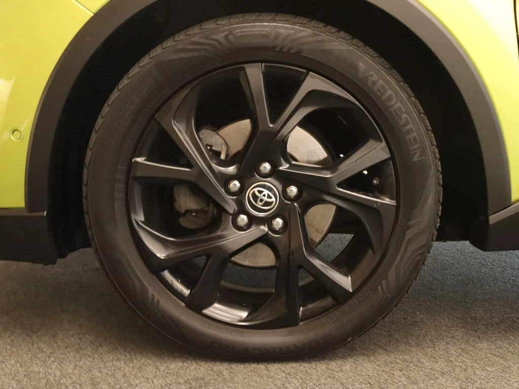 Toyota C-HR – foto 13