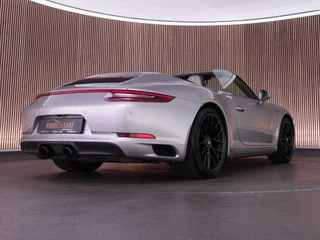 Porsche 911 – thumbnail 11