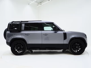 Land Rover Defender – thumbnail 6