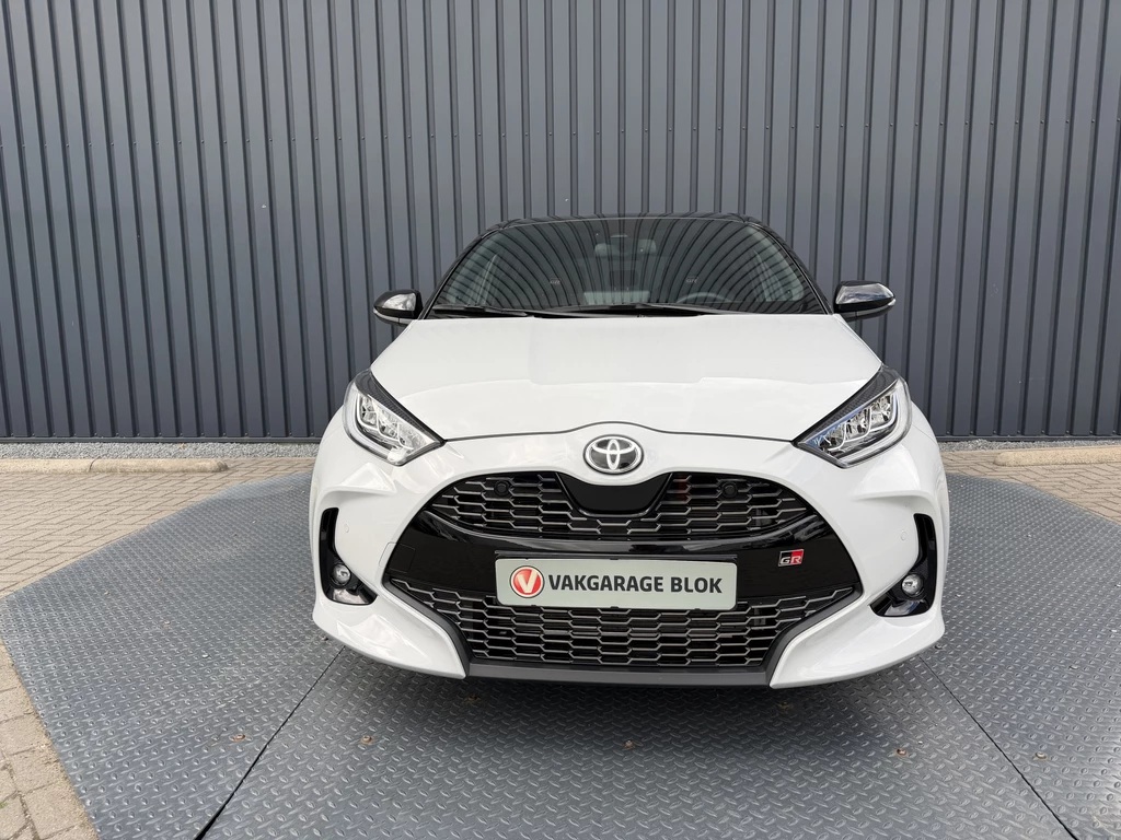 Toyota Yaris – foto 12