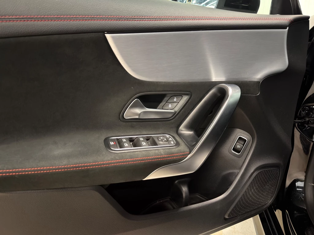 Mercedes-Benz CLA – foto 17