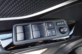 Toyota C-HR – thumbnail 23