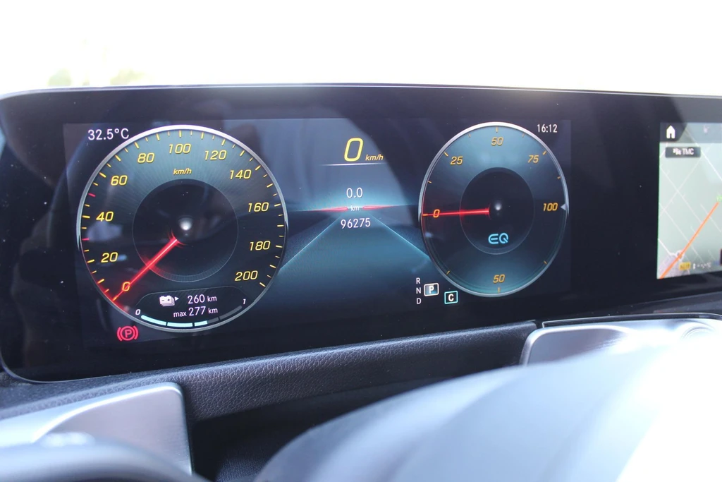 Mercedes-Benz EQB – foto 23