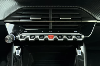 Peugeot 208 – thumbnail 27