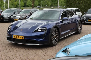 Porsche Taycan – thumbnail 1