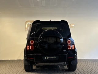 Land Rover Defender – thumbnail 5