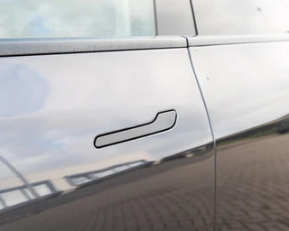 Tesla Model Y – thumbnail 23