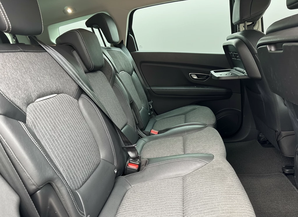 Renault Grand Scénic – foto 12
