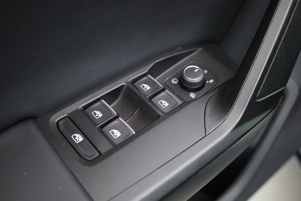 SEAT Leon – foto 10