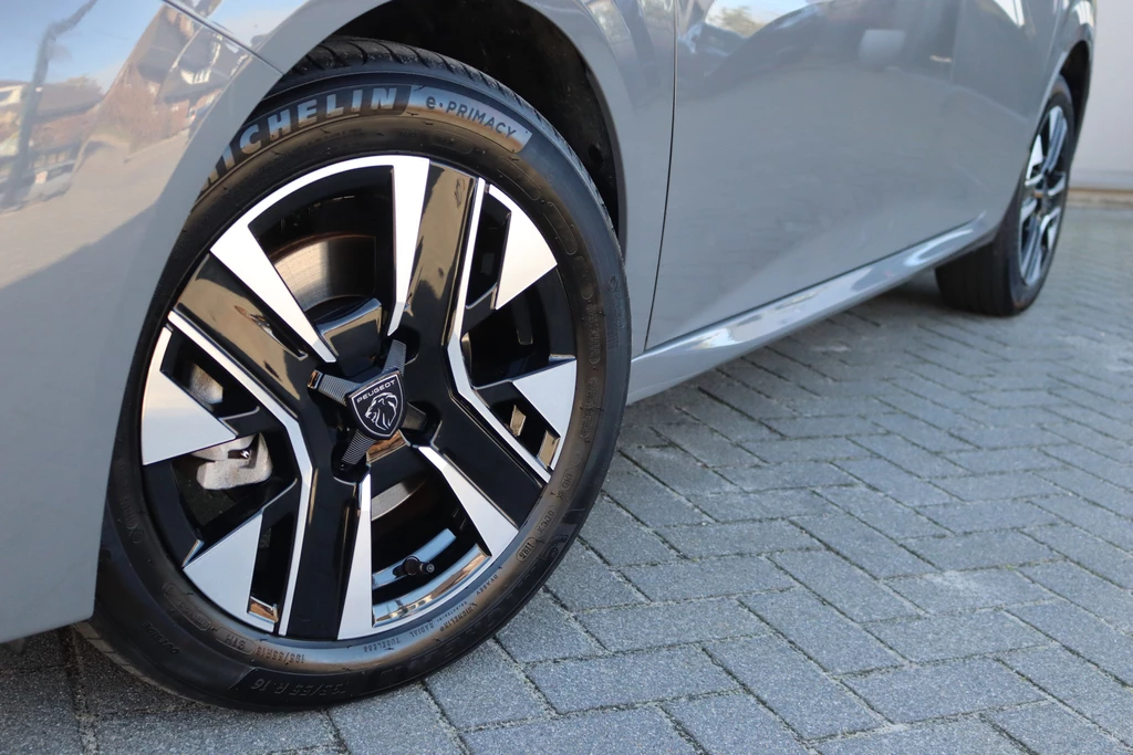 Peugeot 208 – foto 30