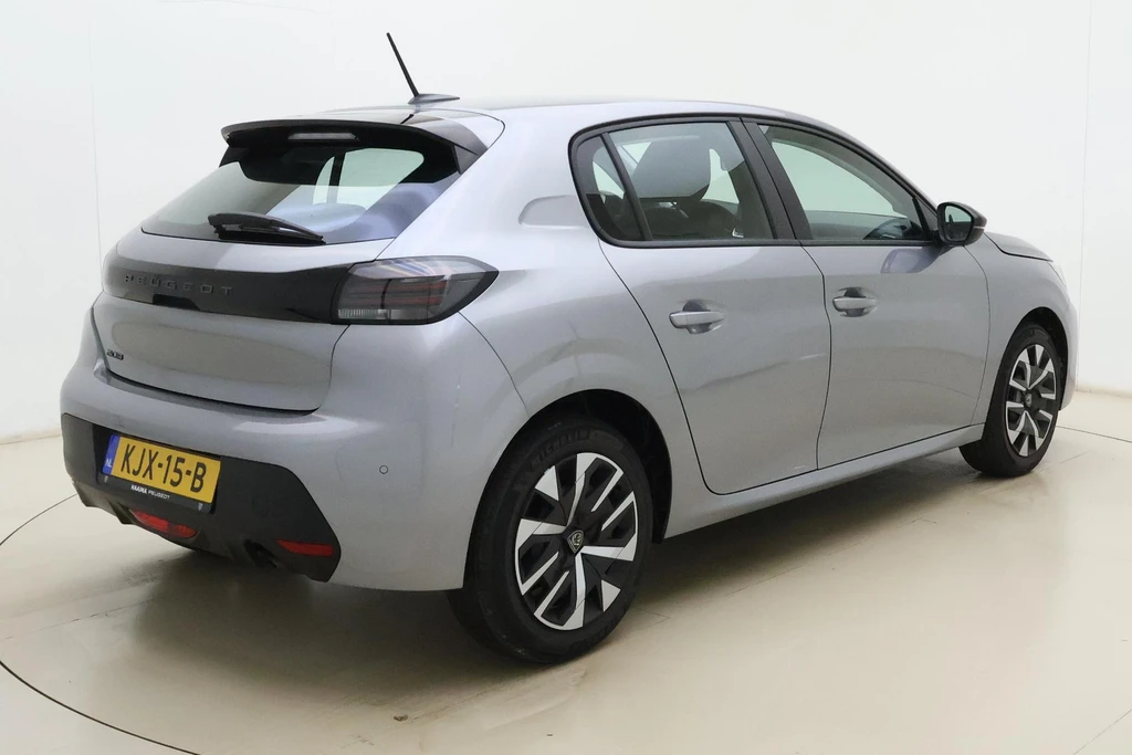 Peugeot 208 – foto 6
