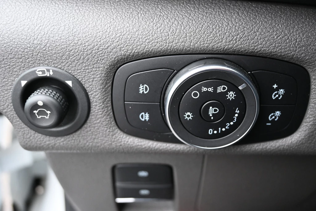 Ford E-Transit – foto 18