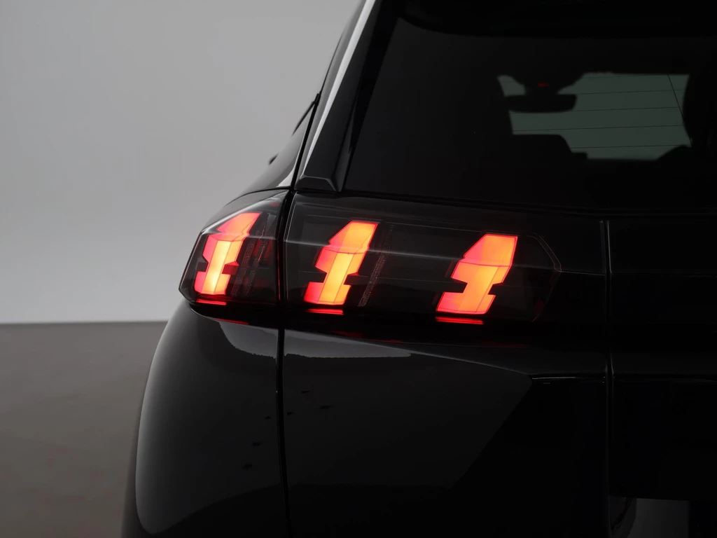 Peugeot e-2008 – foto 15