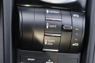 Porsche Cayenne – thumbnail 82