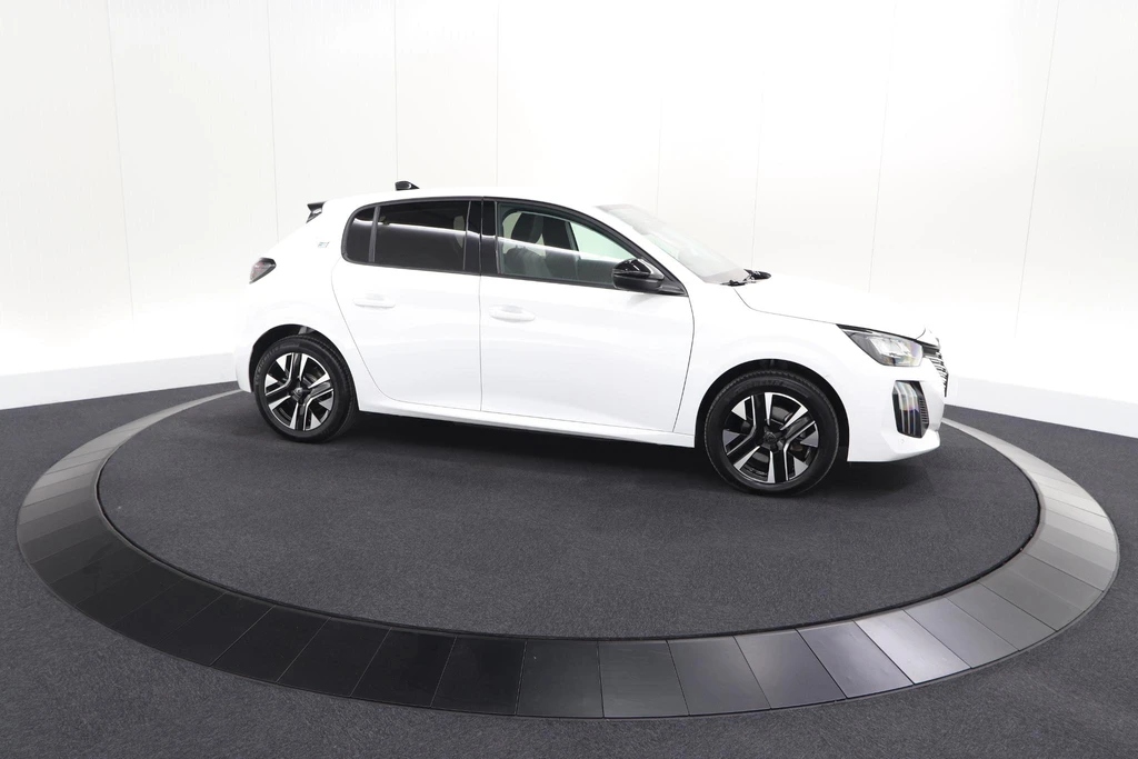 Peugeot e-208 – foto 13