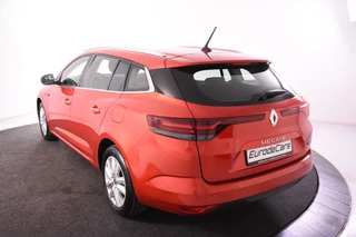 Renault Megane E-Tech – thumbnail 7