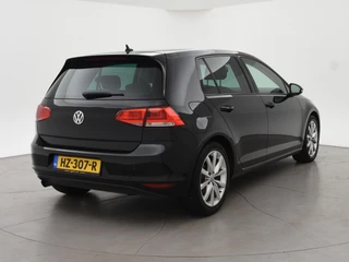 Volkswagen Golf – thumbnail 4