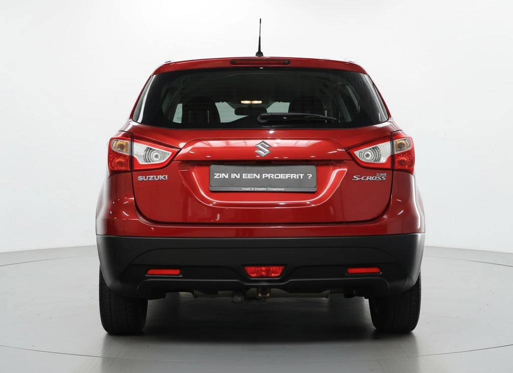 Suzuki S-Cross – foto 4