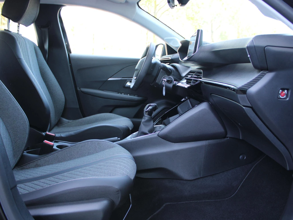 Peugeot 208 – foto 13