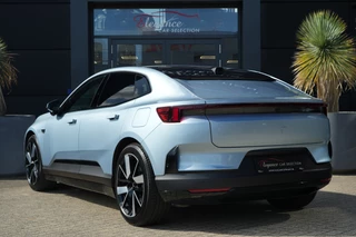 Polestar 4 – thumbnail 2
