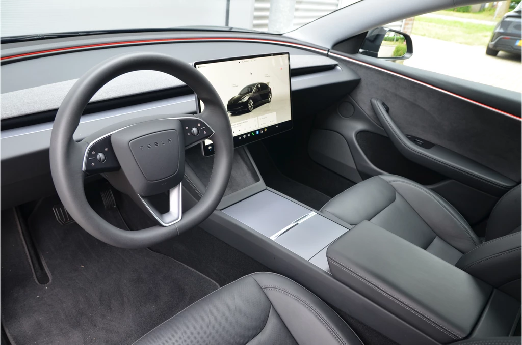 Tesla Model 3 – foto 10