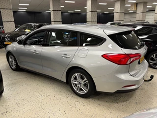 Ford Focus – thumbnail 3