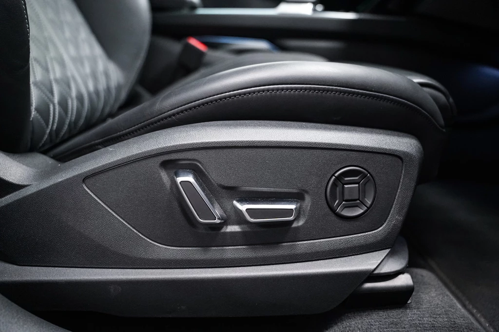 Audi e-tron – foto 17